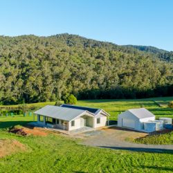 Ovens & King Builders - Mountain Views